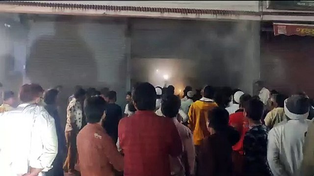 Fire breaks out in spice merchant's shop, creates commotion in Mandi market