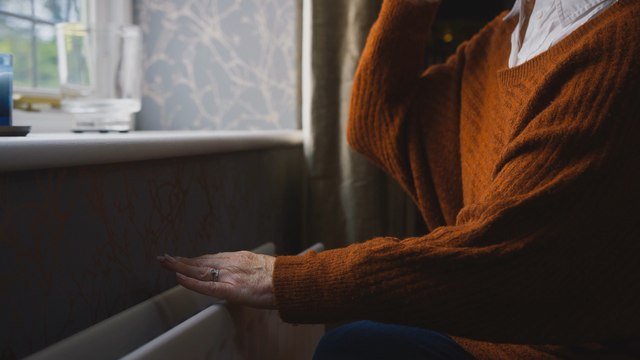 Energy bills rising: We ask Mancunians whether they’ve turned the heating on yet this year as energy prices are set to rise again in the new year