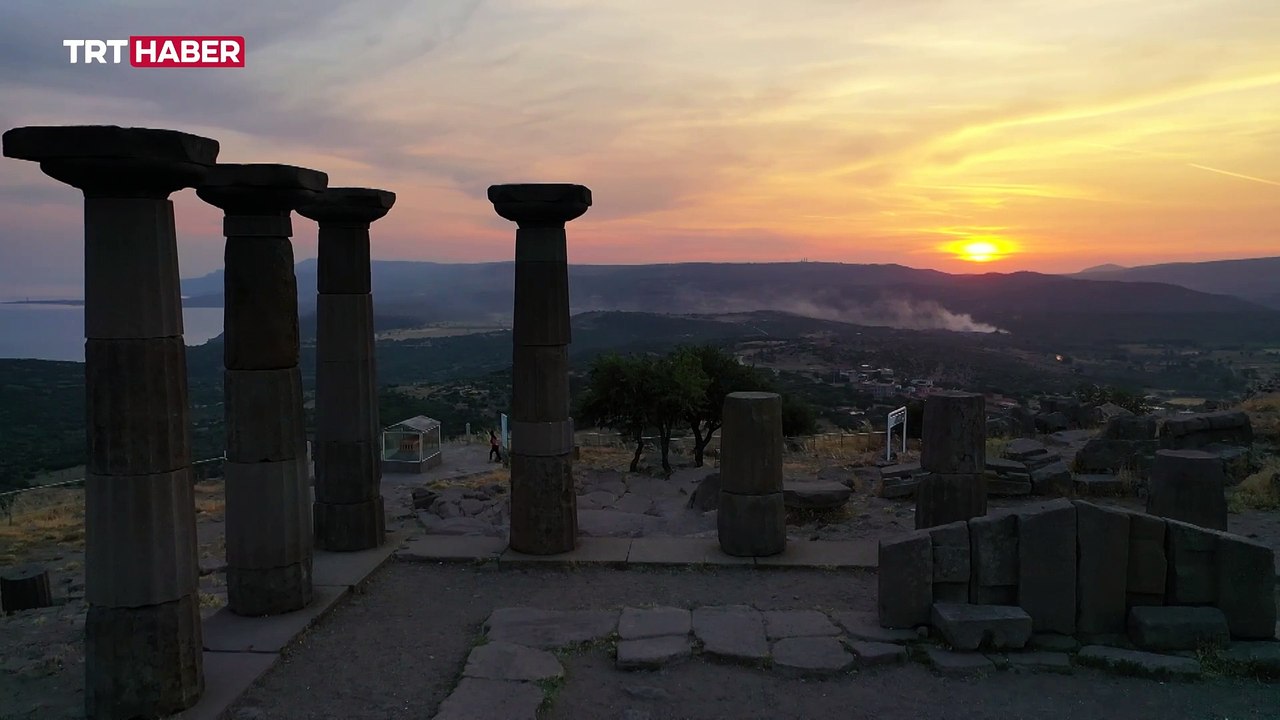 Portre: Attila İlhan