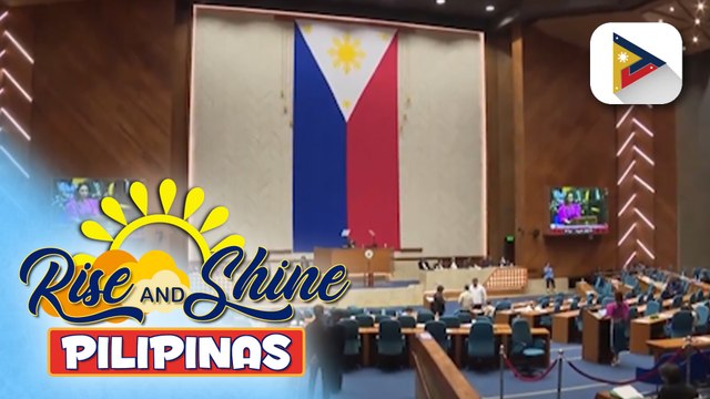 Labor groups, umalma nang tapyasan ng Kamara ang pondo para sa pay hike ng gov't employees