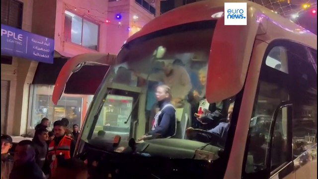 Gaza, ancora due giorni di tregua, Hamas deve liberare dieci ostaggi al giorno