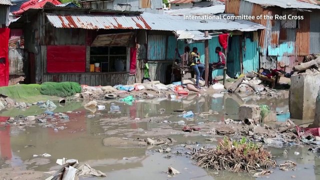 Death toll from Somalia floods nears 100