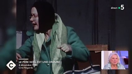 Josiane Balasko revient sur sa performance dans la version théâtre du Père Noël est une ordure. Elle rectifie les propos de Pierre Lescure - Extrait de l'émission C à vous (France 5)