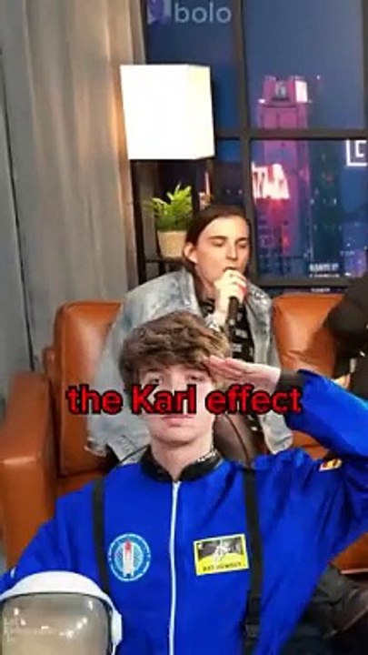 MrBeast CHRIS Reacts to his Coming Out _shorts(360P)