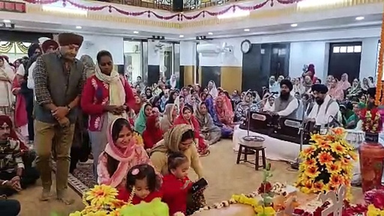 गुरु नानक जयंती पर शबद कीर्तन...