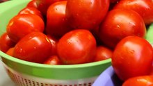 صلصة الطماطم في المنزل بطريقة ناجحة تدوم لسنوات بدون مواد حافظة - رب البندورة - معجون الطماطم مع رباح محمد