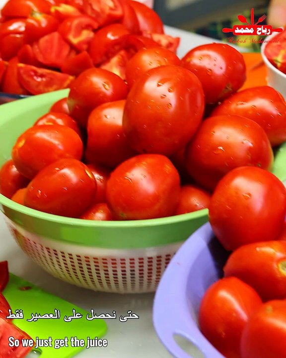 صلصة الطماطم في المنزل بطريقة ناجحة تدوم لسنوات بدون مواد حافظة - رب البندورة - معجون الطماطم مع رباح محمد