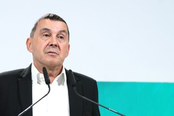 Bildu bombardea al PSOE a dos semanas de formar Gobierno: exige la plena implantación del vascuence en menos de un año