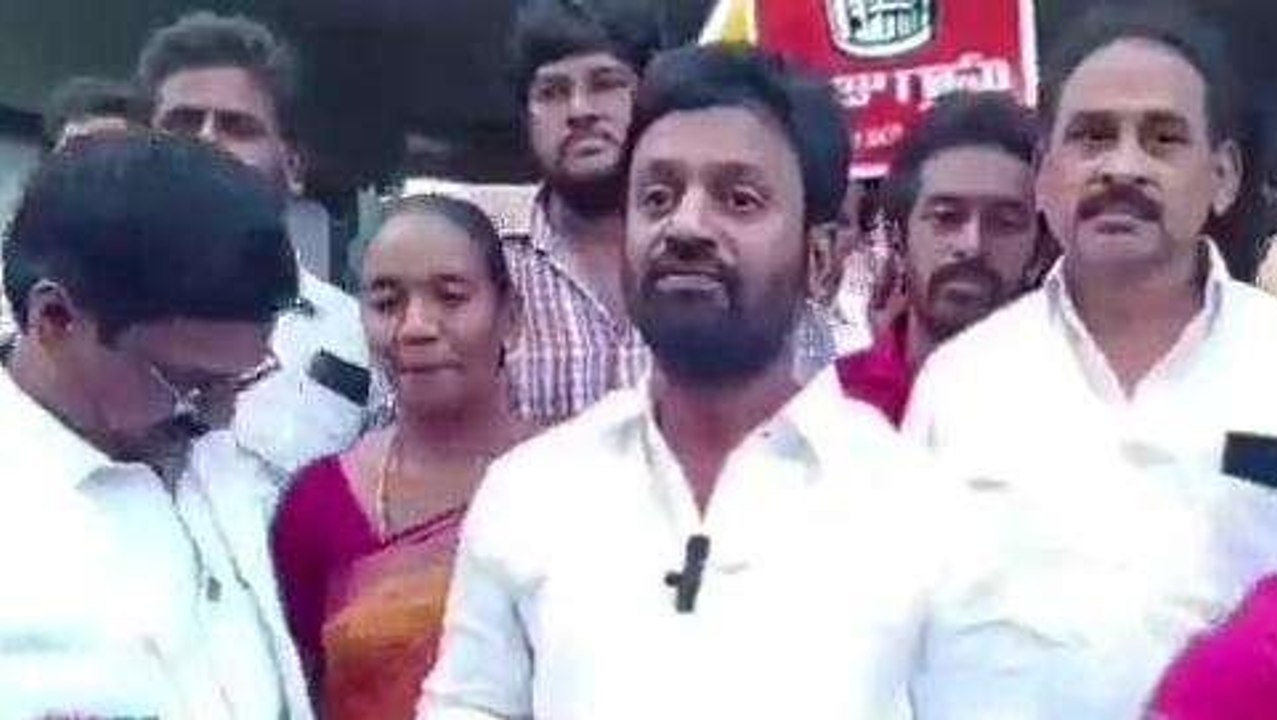 పశ్చిమ గోదావరి: "తణుకు నియోజకవర్గంలో దొంగలు పడ్డారు"