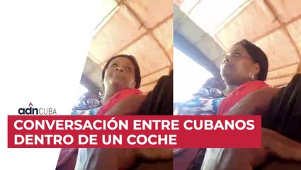 Conversación entre cubanos dentro de un coche