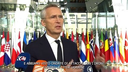 Ucraina, Stoltenberg: "Bene altri 8 miliardi da Germania e 2 da Olanda"