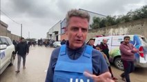 شاهد: مدير عمليات الأونروا بغزة يقود ست شاحنات من المساعدات إلى جباليا