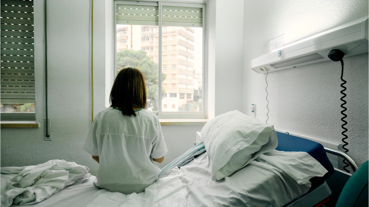 This girl underwent brain surgery while fully awake