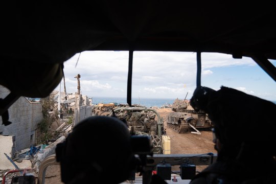 El Ejército israelí y el grupo Hamás se acusan mutuamente de violar el alto al fuego