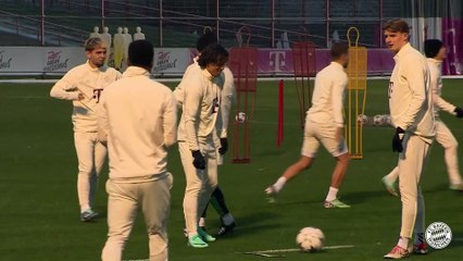 Le style particulier de Sané et des Bavarois pour l'entraînement sous la neige