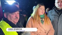 Minister rolnictwa i rozwoju wsi Anna Gembicka rozmawia w Medyce w rolnikami