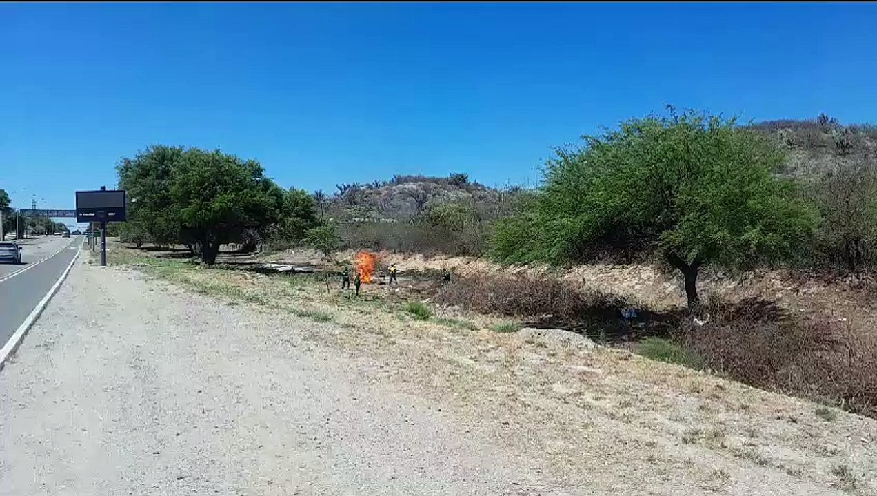 Reclamo - Quema de pastizales sobre Ruta n° 1