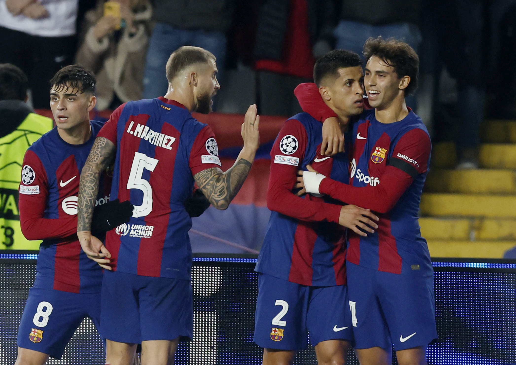 Barcelona vs. FC Porto - Game Highlights