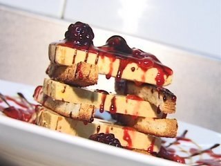 Torre de foie mi-cuit con frutos rojos y Pedro Ximénez