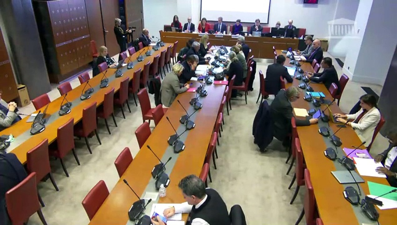 Commission des affaires sociales : Interdire les dispositifs électroniques de vapotage à usage unique - Mardi 28 novembre 2023