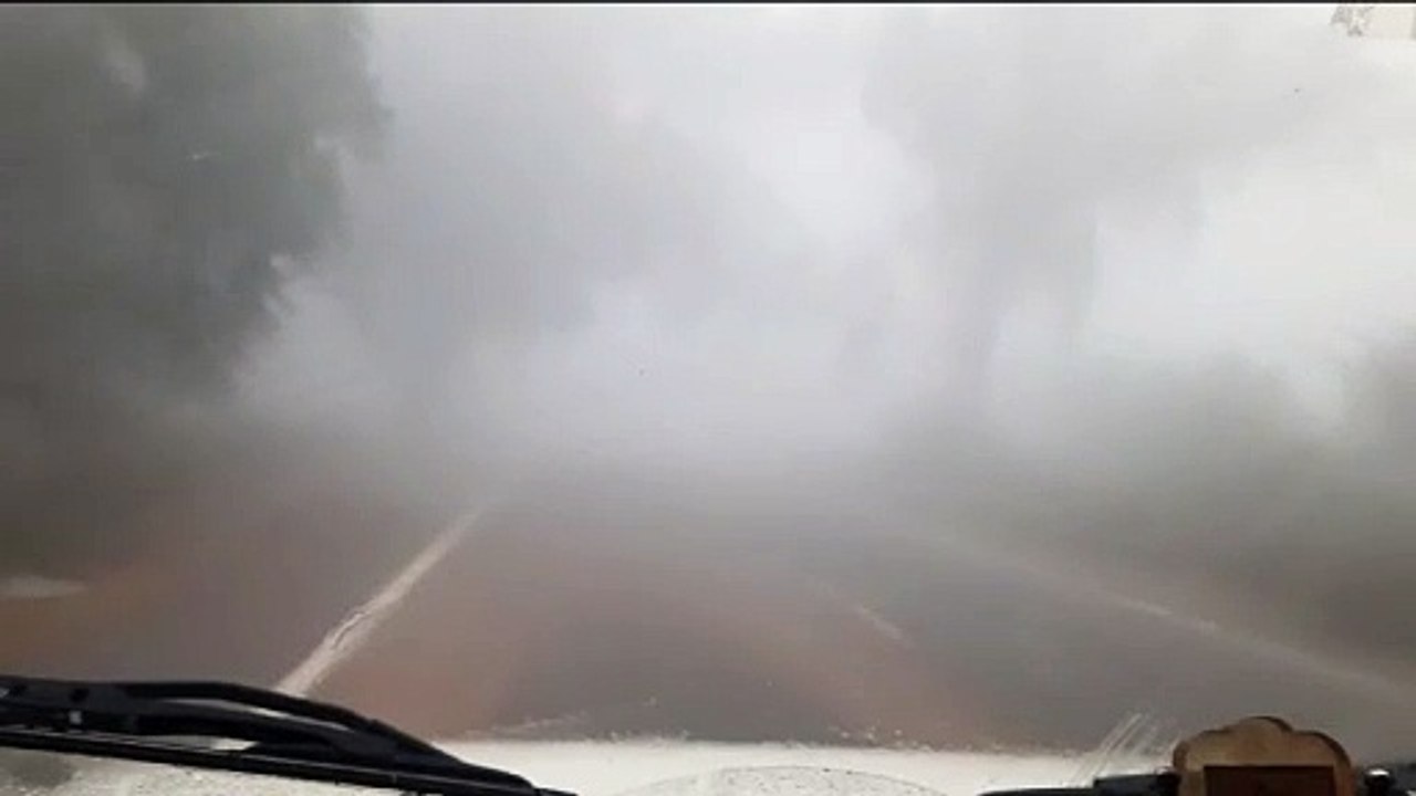 Video : कोहरे के आगोश में छोटी काशी, हाइवे पर थमी वाहनों की रफ्तार