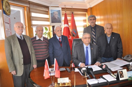 Emeklilerden hükümete çağrı: Acilen emekli aylıklarına seyyanen zam yapılmalı