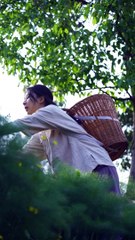 Today I plucked hemp from the field and after coming home, mixed it with meat and prepared a very tasty meal.