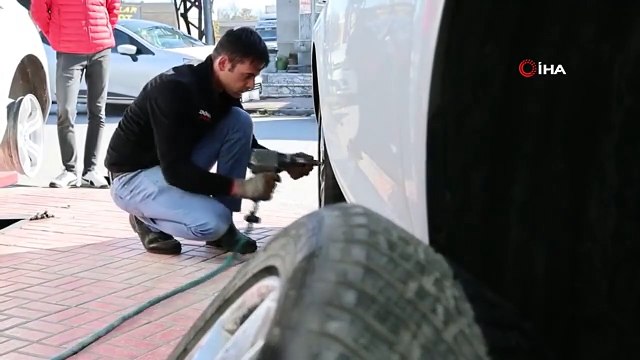 Zorunlu kış lastiği uygulaması için son 2 gün! Takmayana 2.568 lira ceza kesilecek