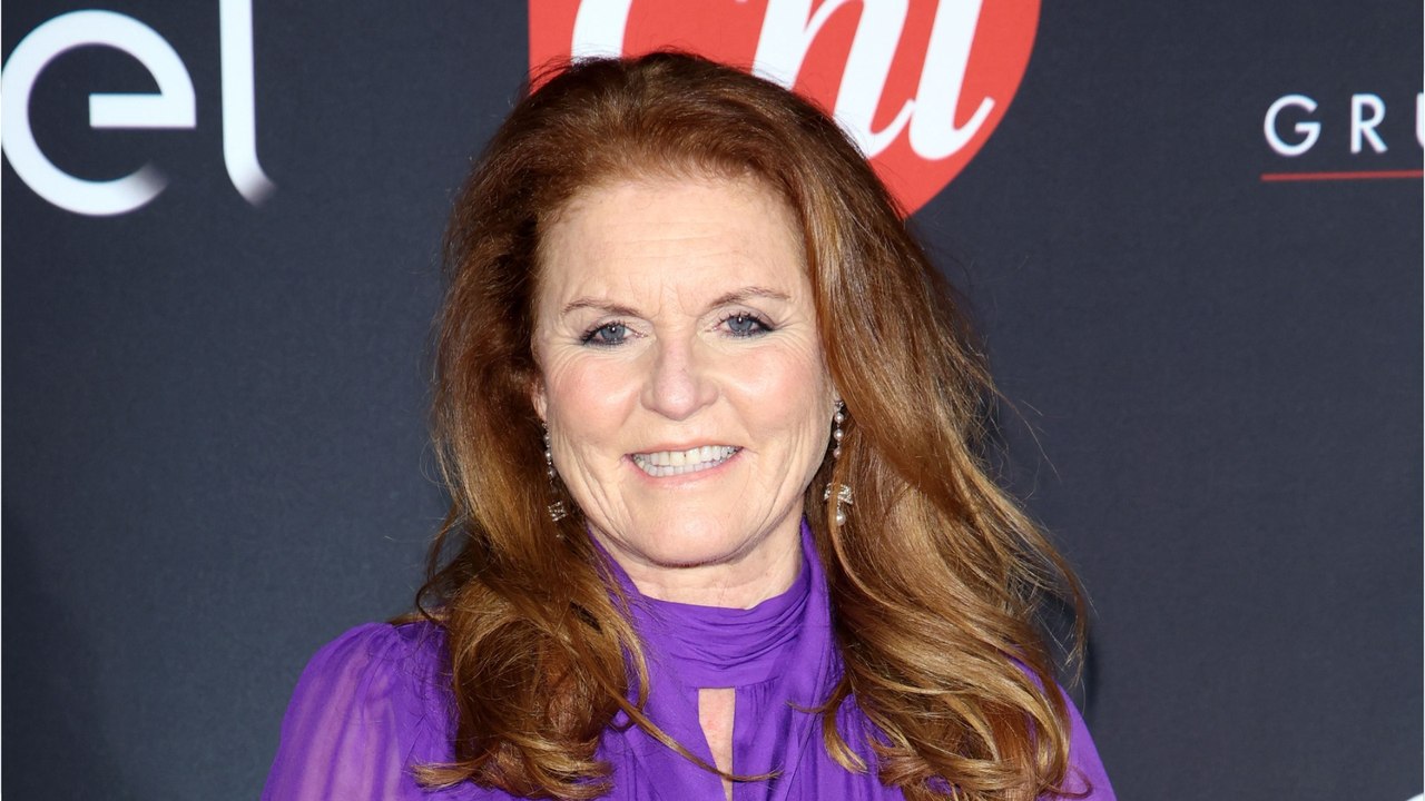 GALA VIDEO - Sarah Ferguson face au cancer : “Mes filles ont été très affectées”