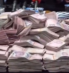 Yok böyle bir düğün! Toplanan parayı onlarca kişi 6 saatte yayabildi