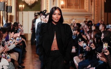 Naomi Campbell fiancée ? Cette photo qui sème le doute