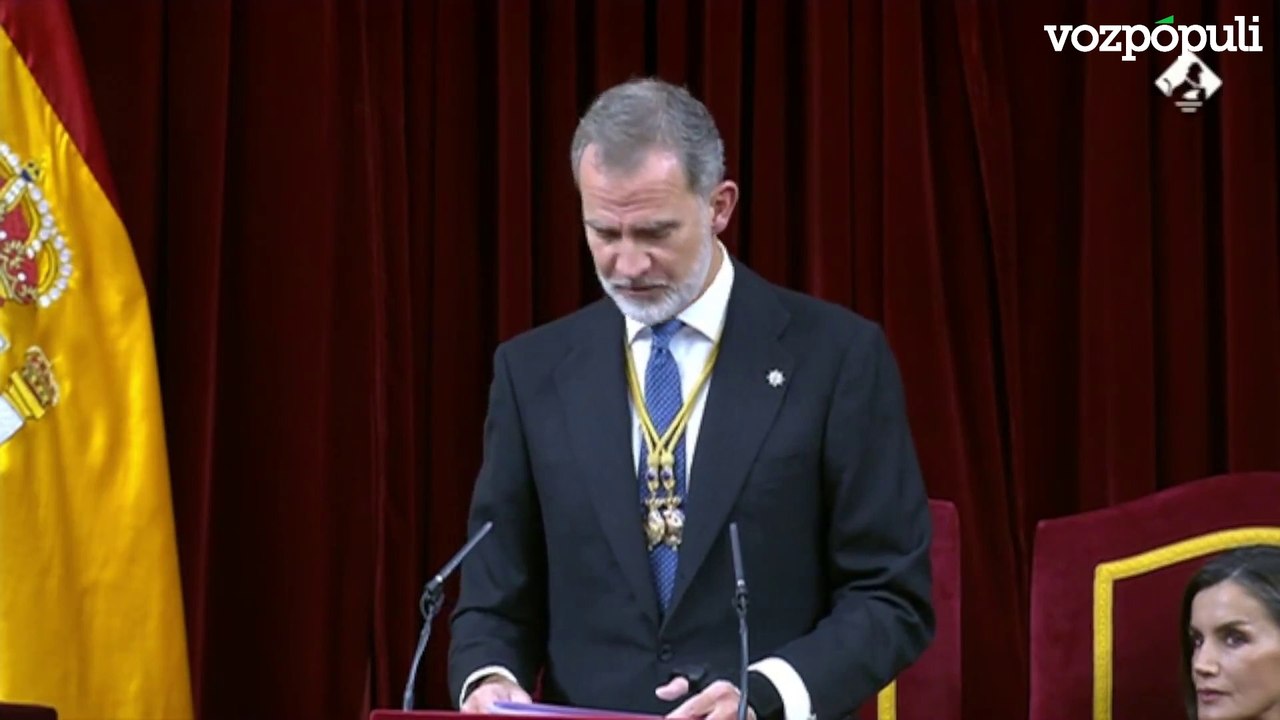 Felipe VI: "Felicito a Pedro Sánchez Castejón por su elección como presidente del Gobierno"