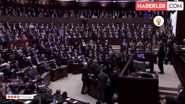 Yeni evlenecek çiftlere faizsiz 150 bin lira kredi verilecek