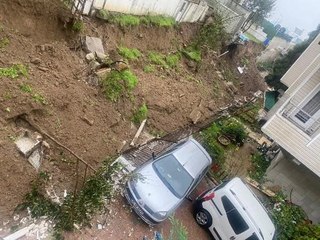 Büyükçekmece'de İstinat Duvarı Çöktü