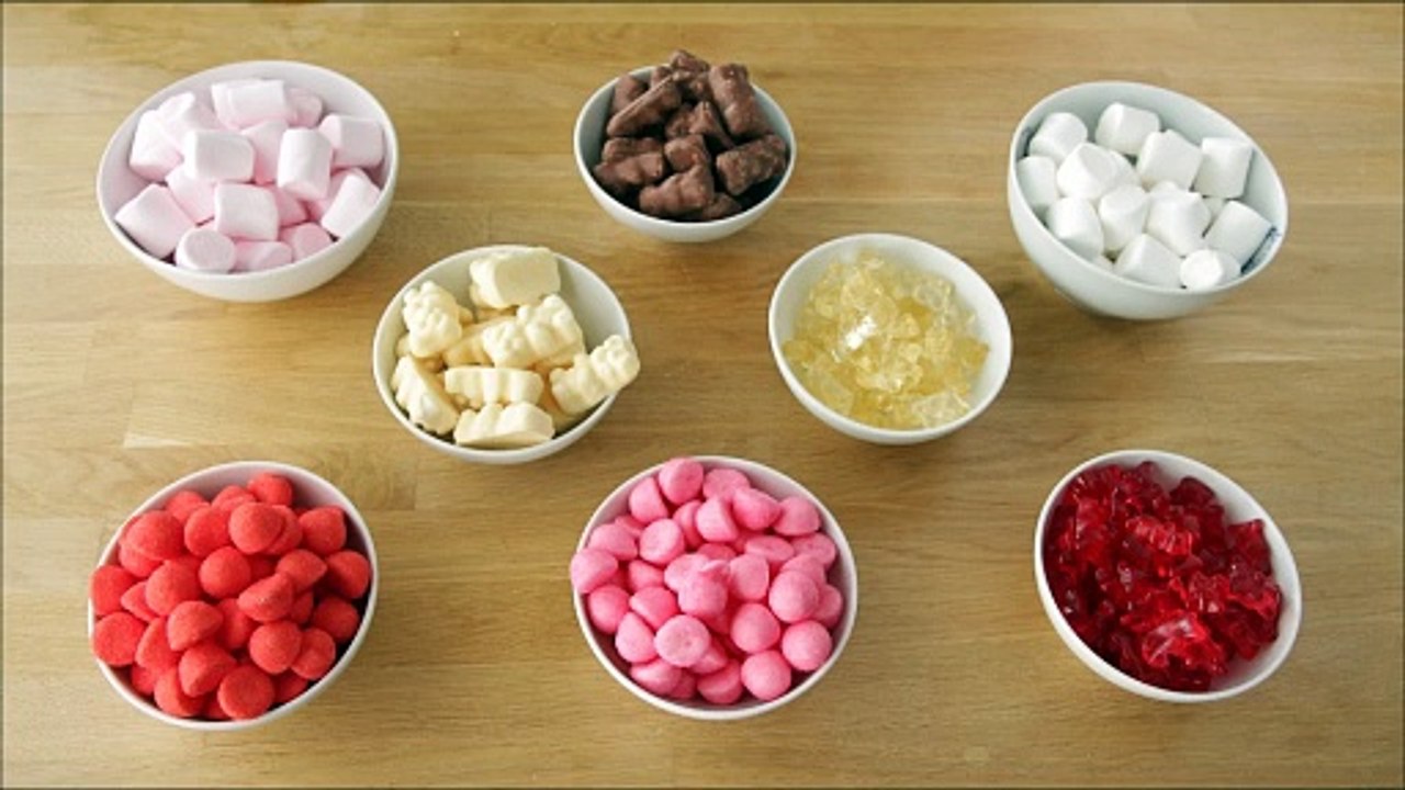 Tarta de chuches colorida
