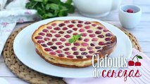 Clafoutis de cerezas, pastel con fruta de verano