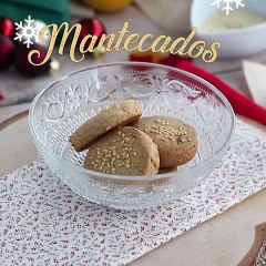 Mantecados caseros de canela, limón y almendra