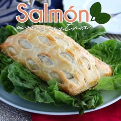 Salmón en costra con espinacas