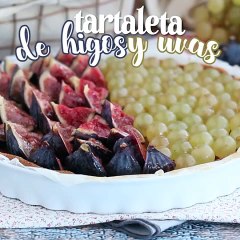 Tartaleta de higos y uvas
