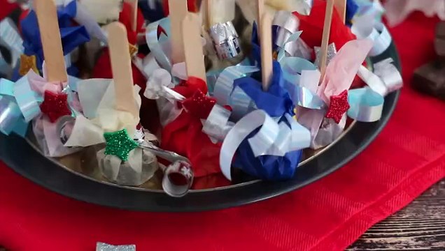 Piruletas de chocolate: chocolate negro + avellanas tostadas