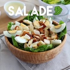 Salată Caesar Irezistibilă - Rețetă Ușoară pentru Acasă 🥗