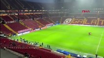 UEFA yetkilileri zemini inceledi; Galatasaray-Manchester United maçı oynanacak mı?