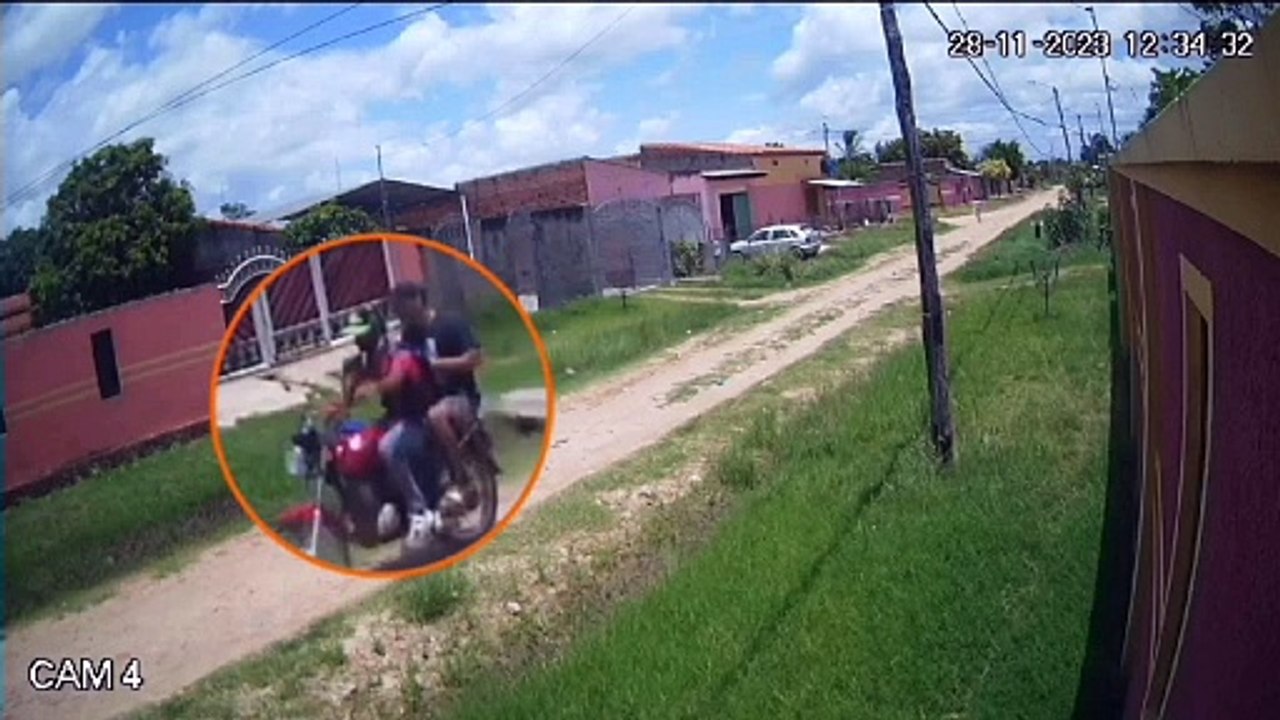 Video: Estudiante fue apuñalada al menos cinco veces por atracadores cuando salía de su colegio