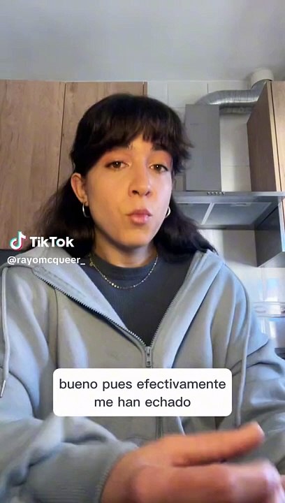 Si lamenta del suo lavoro e dei clienti che serve, pubblica il VIDEO su TikTok e viene licenziata