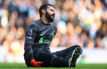 ليفربول يخسر خدمات بيكر وجوتا بسبب الاصابة