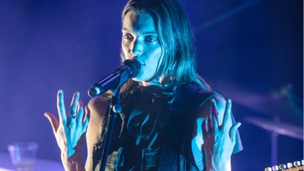 Voici - Charlotte Cardin : qui est la Québécoise qui chantera dans le nouveau prime de la Star Ac’ ?