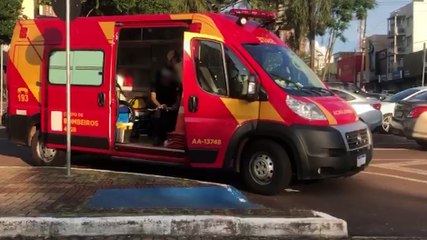 Ciclista fica ferido em acidente na Avenida Brasil