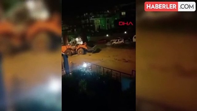 Bursa'da Sağanak Yağış Sonucu Dereler Taştı