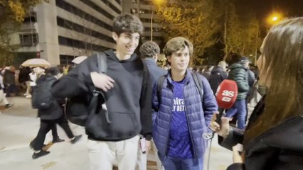 La afición, totalmente rendida a Bellingham