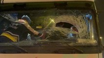 TIR'dan fırlayan demir parçası, başka bir TIR'ın ön camına isabet etti; sürücü yaralandı